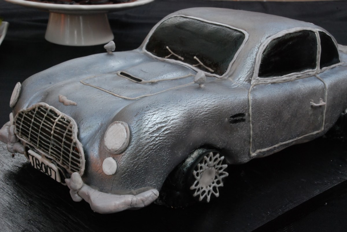 James Bond Cake, Bond car. 007. Aston Martin DB5 cake
